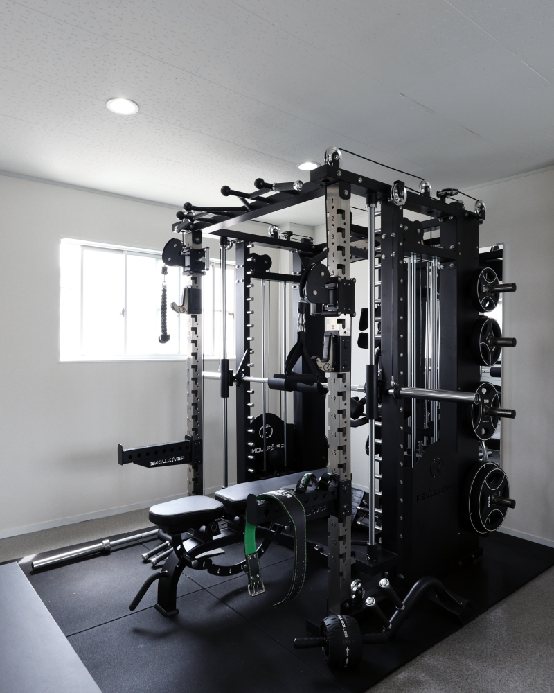 トレーニングマシーン